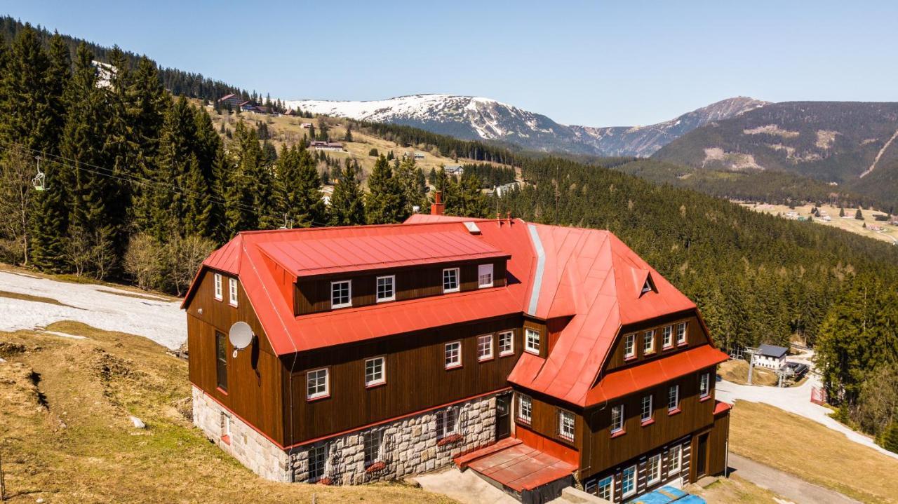 Capkova Chata Hotel Pec pod Snezkou Exterior photo